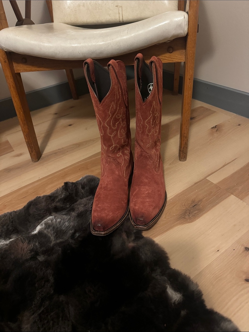 Ariat Rust Suede Western Heeled Boots - Picture 5 of 6